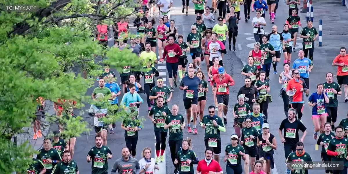 📺 实时解说，带你沉浸式感受赛场心跳！